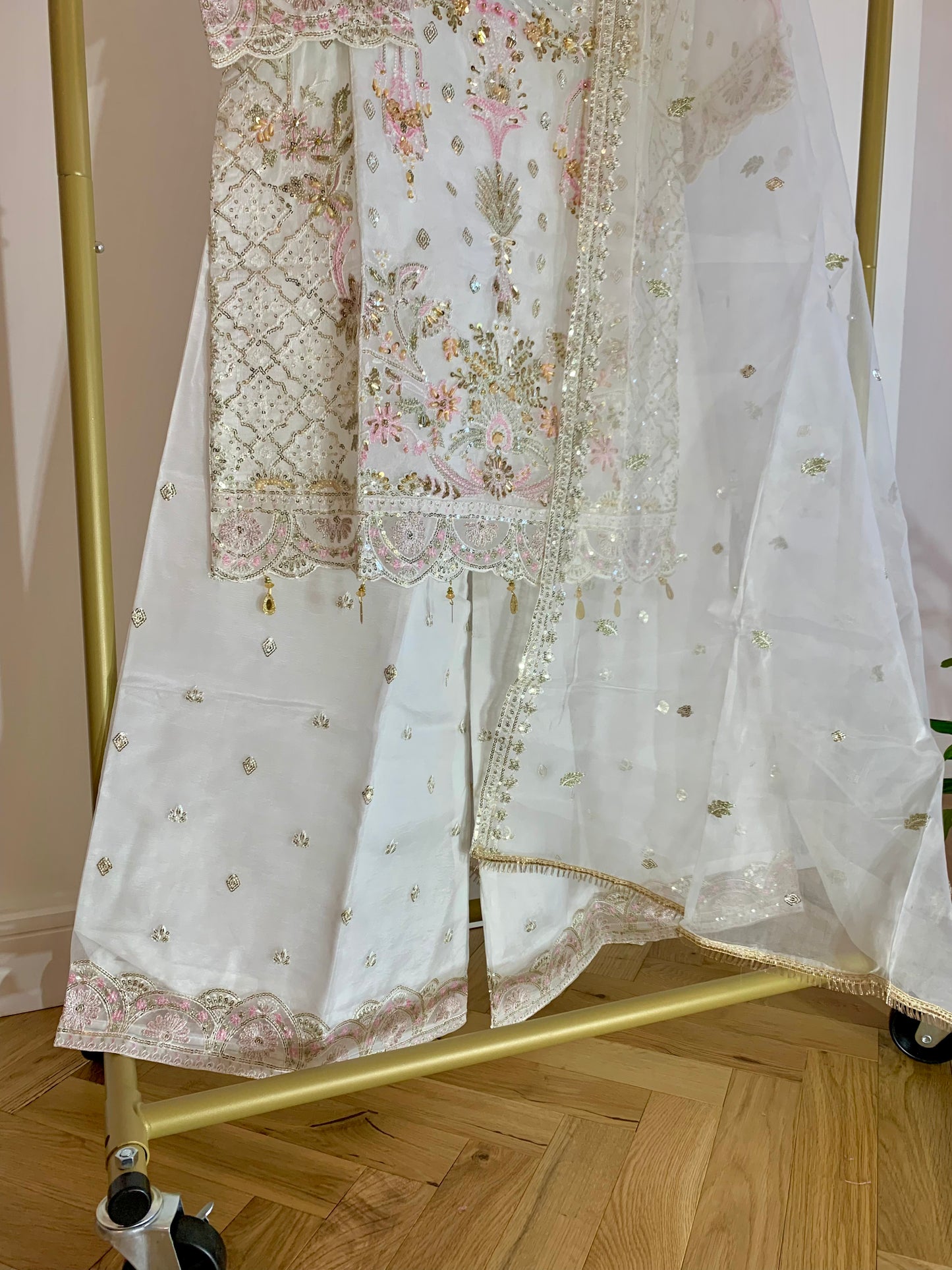 Organza Diamond Suits - BB2