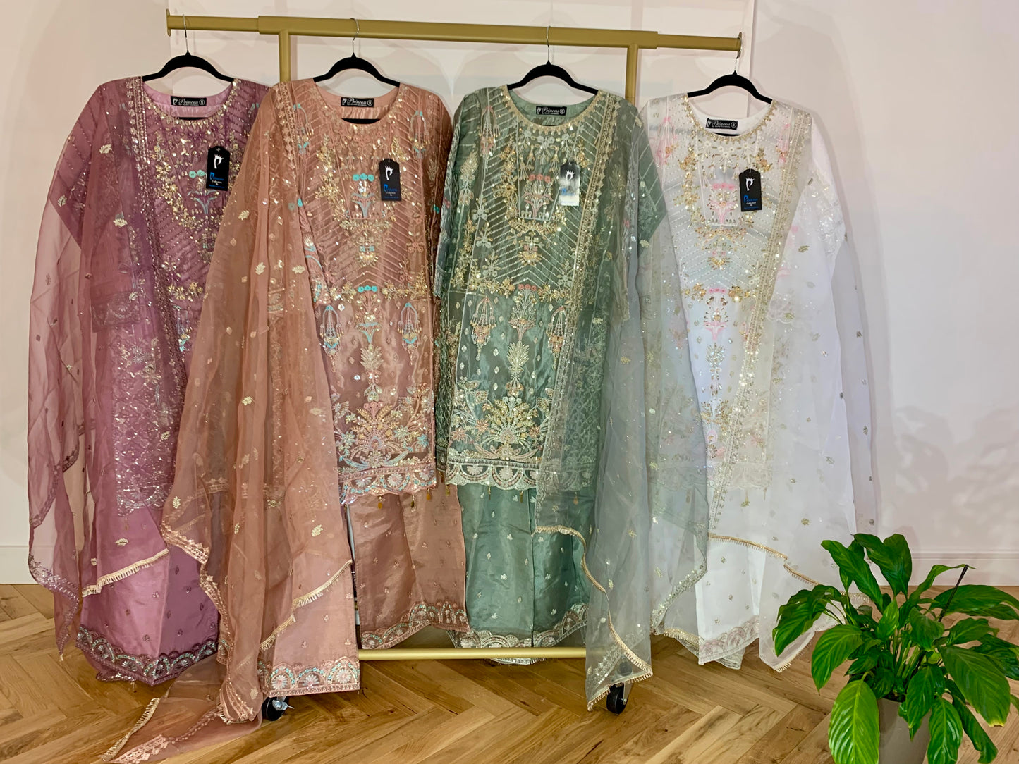 Organza Diamond Suits - BB2