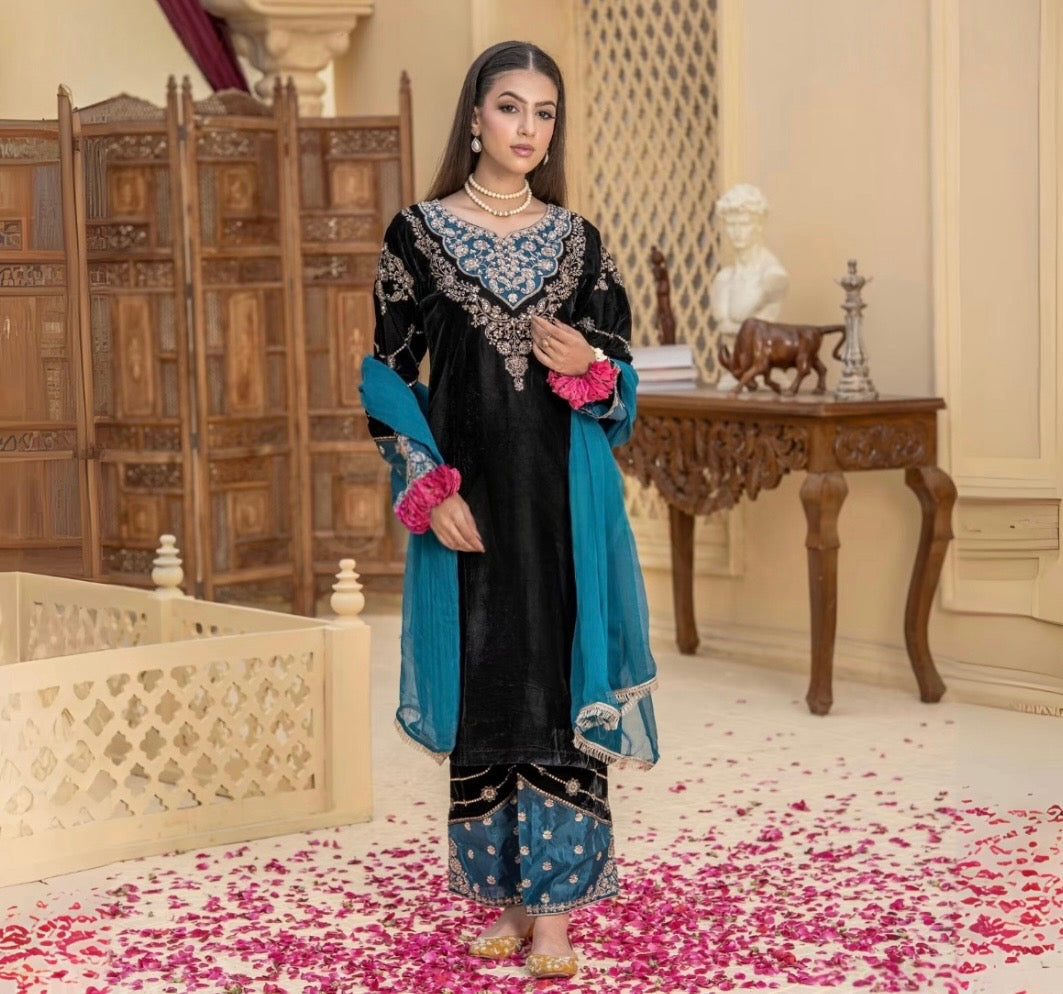 BBV1-06 Black and Teal