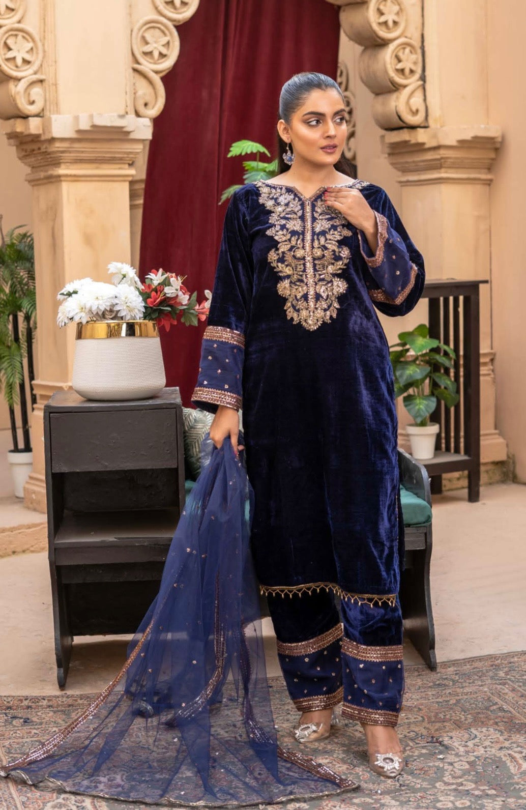 RPV1-02 Dark Blue Velvet Rangz