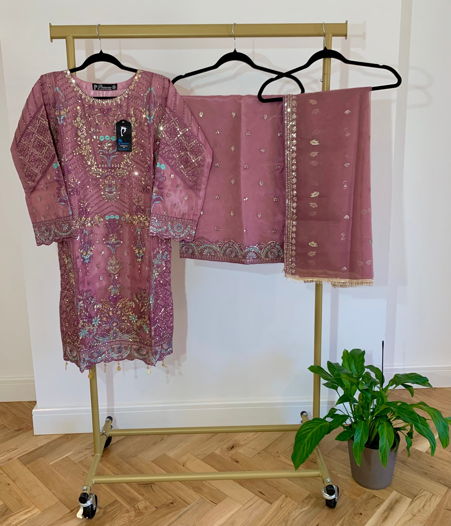 Organza Diamond Suits - BB2