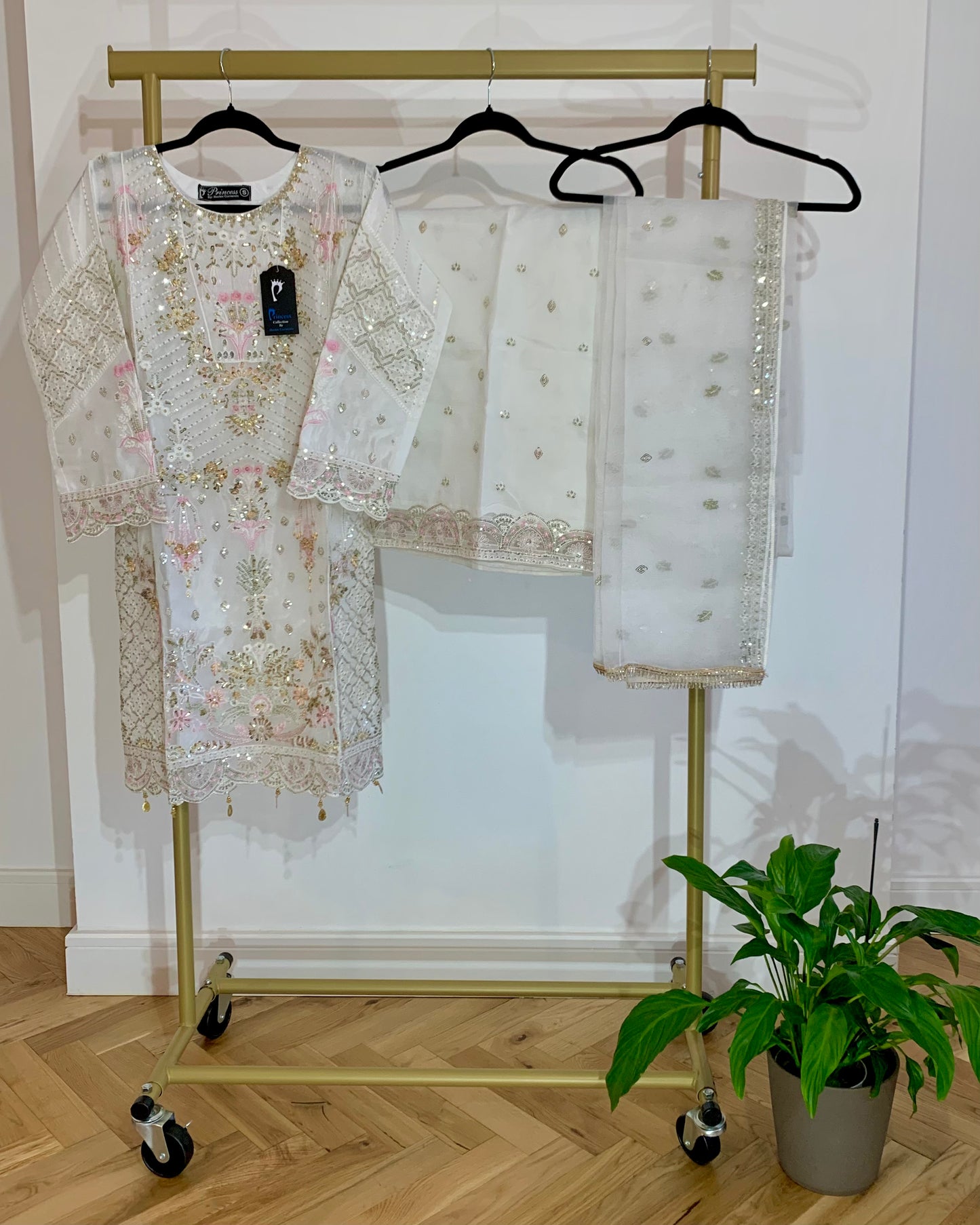 Organza Diamond Suits - BB2