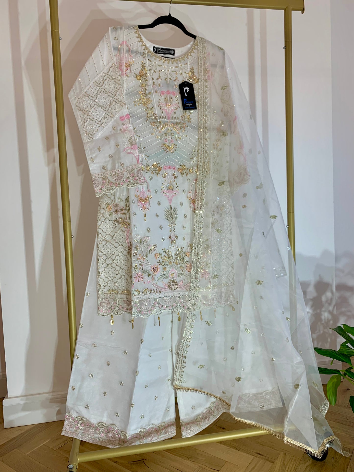 Organza Diamond Suits - BB2