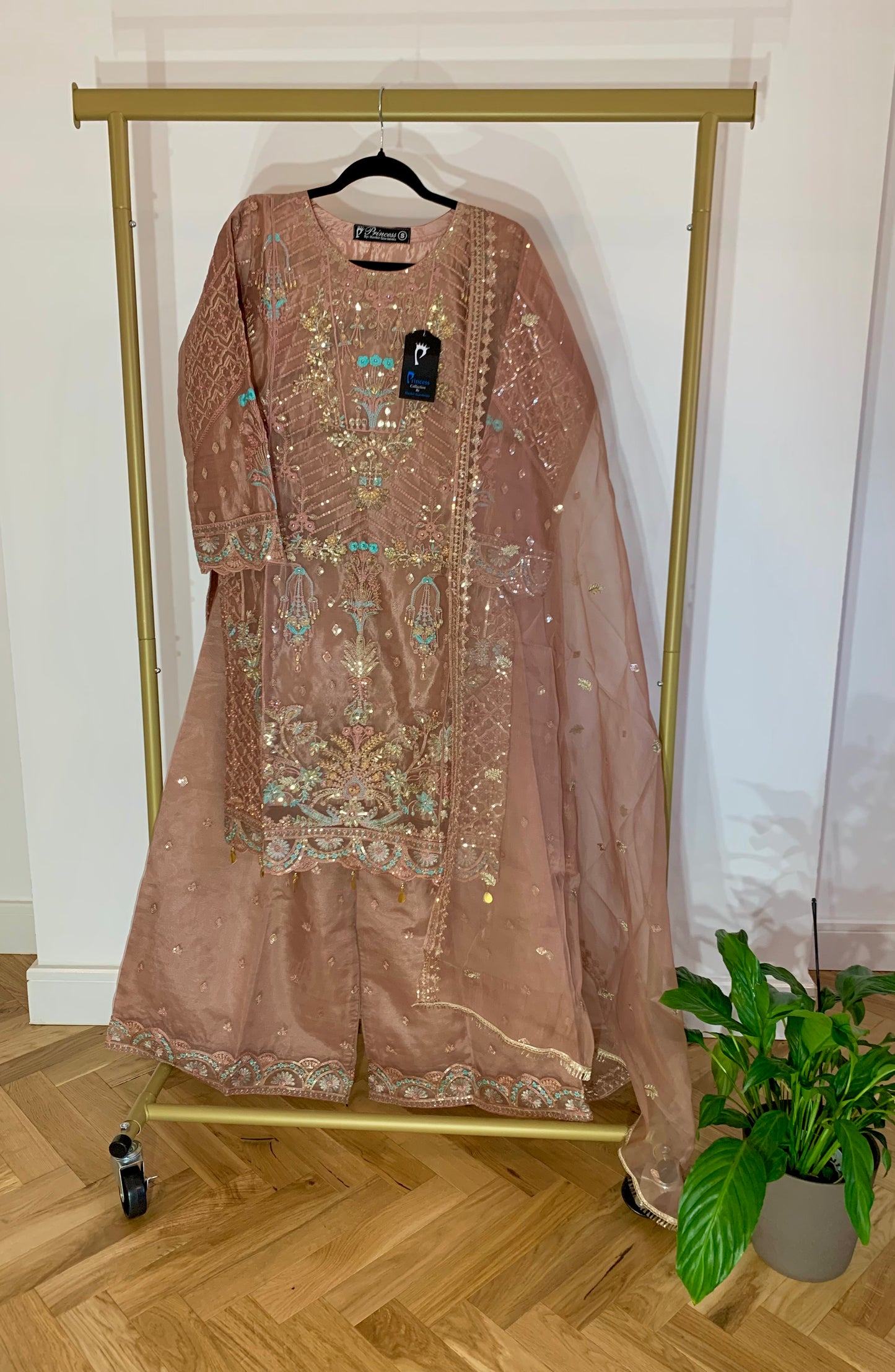 Organza Diamond Suits - BB2